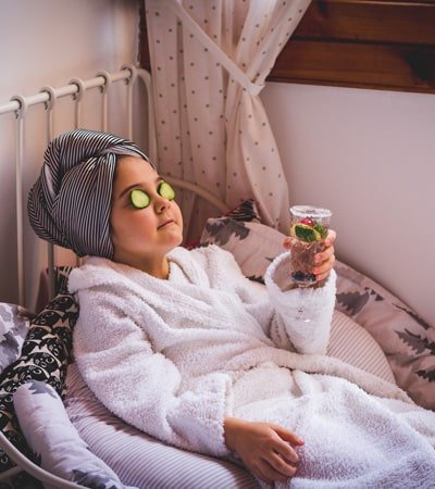 جلسة علاج بالحجارة